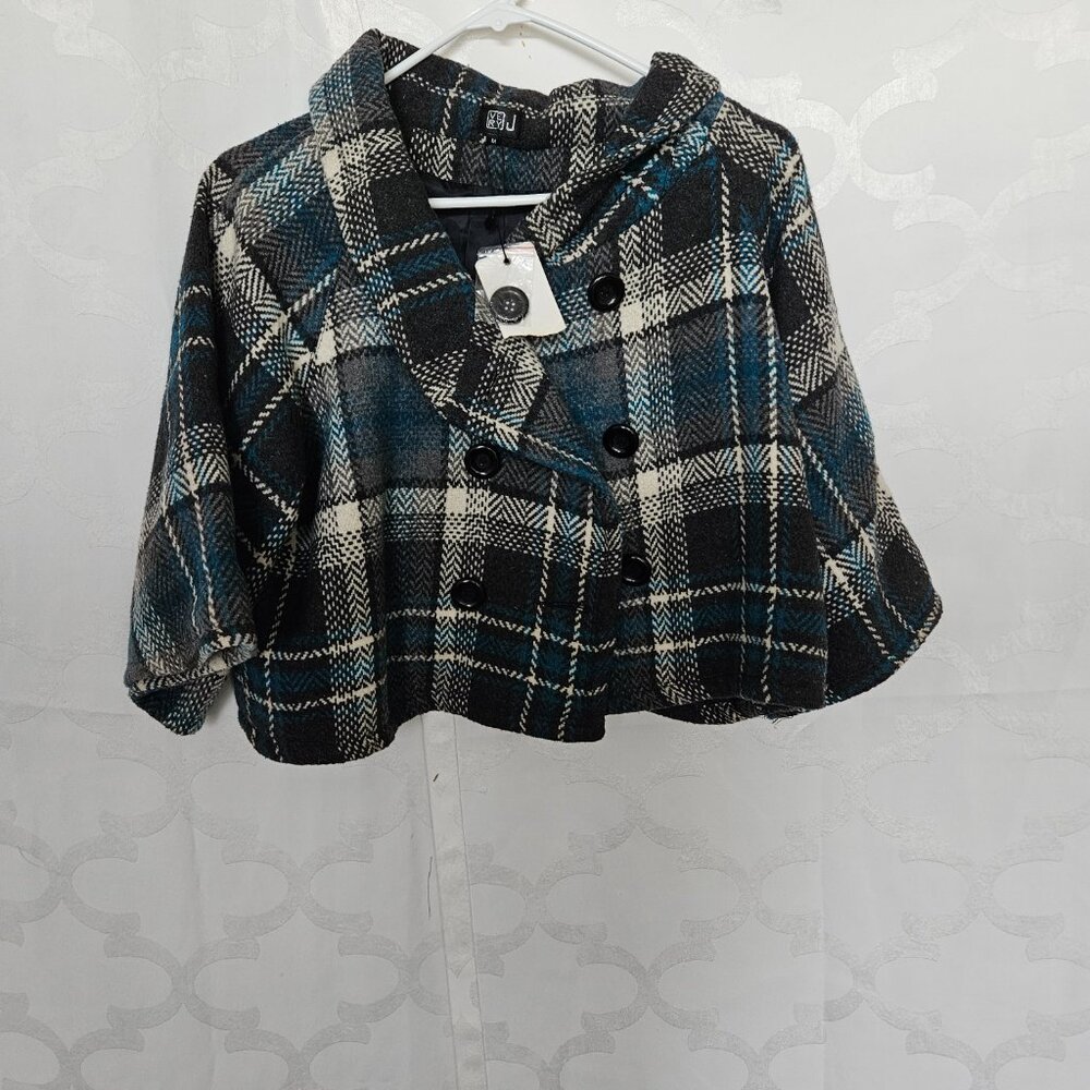 **Plaid Patterned Cape Blazer**